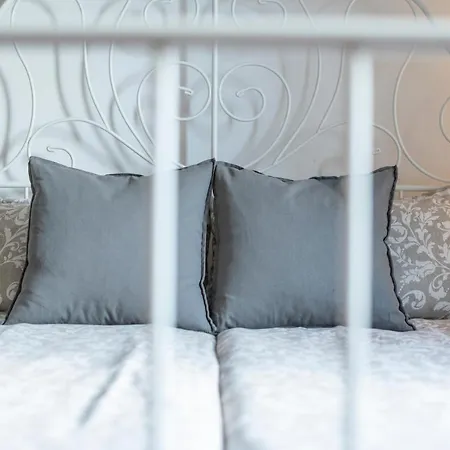 Old Town And Apartment Vrsar