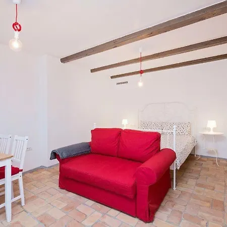 Old Town And Apartment Vrsar