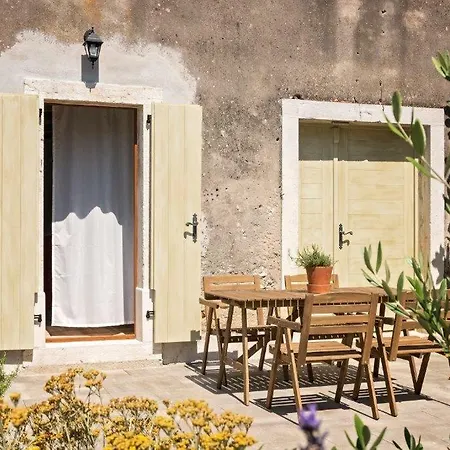 Old Town And Apartment *