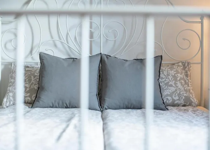 Old Town And Appartement Vrsar